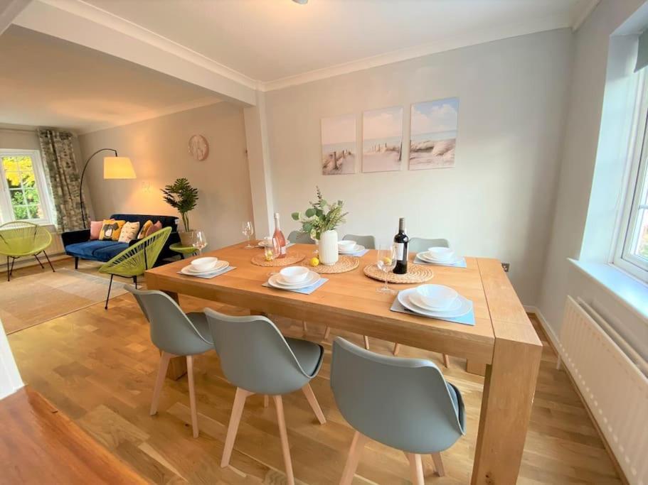 Apartamento Redhill Town Centre 3 Bed House Near Gatwick Airport, Easy Commute To London Exterior foto
